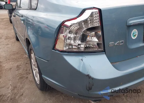 2008 Volvo S40 T5 from USA, damaged, VIN YV1MS672X82384000